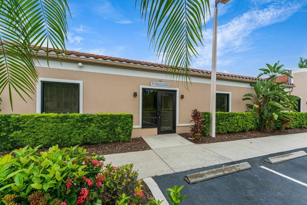 3911 Golf Park Loop Ste 104