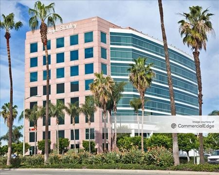 Commercial space for Rent at 1901 Main Street in Irvine