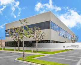 Placentia Office Park - 701 & 711 Kimberly Avenue