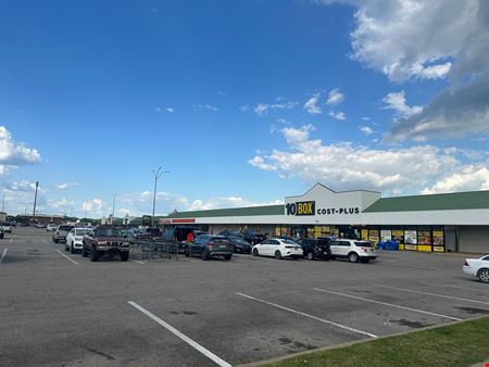 Retail space for Rent at 250 Cloverleaf Plaza in Van Buren