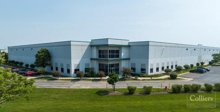 Industrial space for Rent at 969 Veterans Pkwy in Bolingbrook