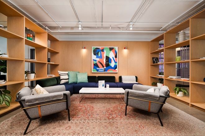 WeWork - 515 N State