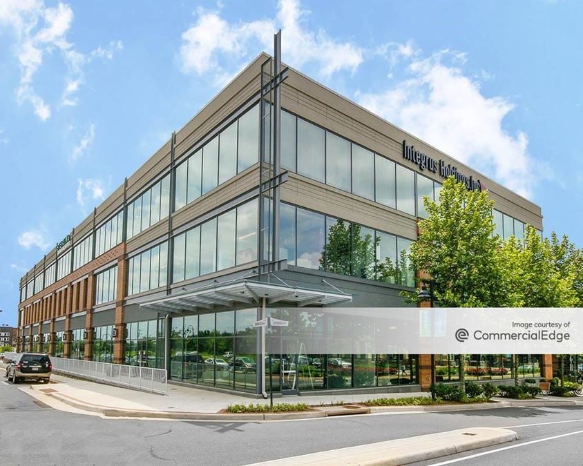 One Loudoun Building S 20408 Bashan Drive Retail Building