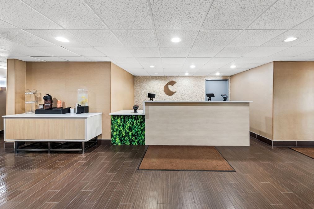 Comfort Inn & Suites Fairborn OH