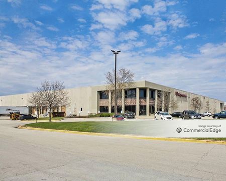Industrial space for Rent at 370 West Crossroads Pkwy in Bolingbrook