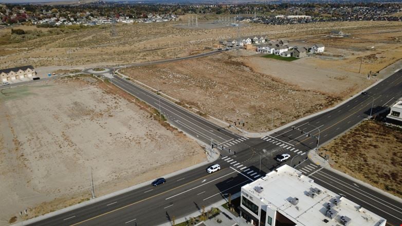 10th & Clearwater Commercial Lots
