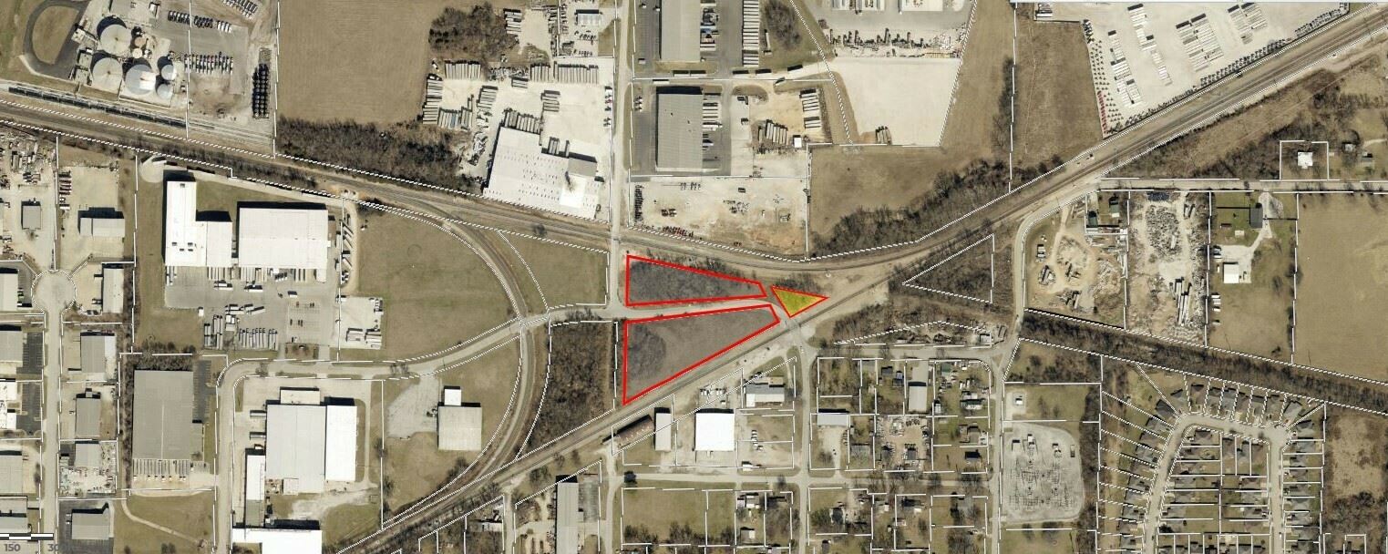 3.65 acres near I-44 & Chestnut Expressway