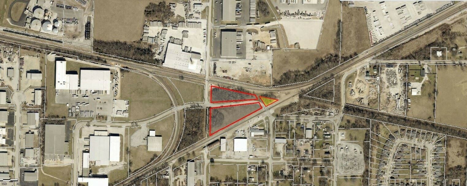 3.65 acres near I-44 & Chestnut Expressway