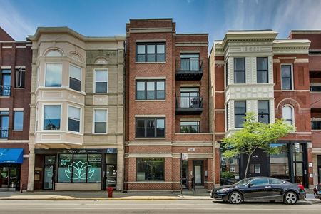 Retail space for Rent at 2636 N Lincoln Avenue in Chicago