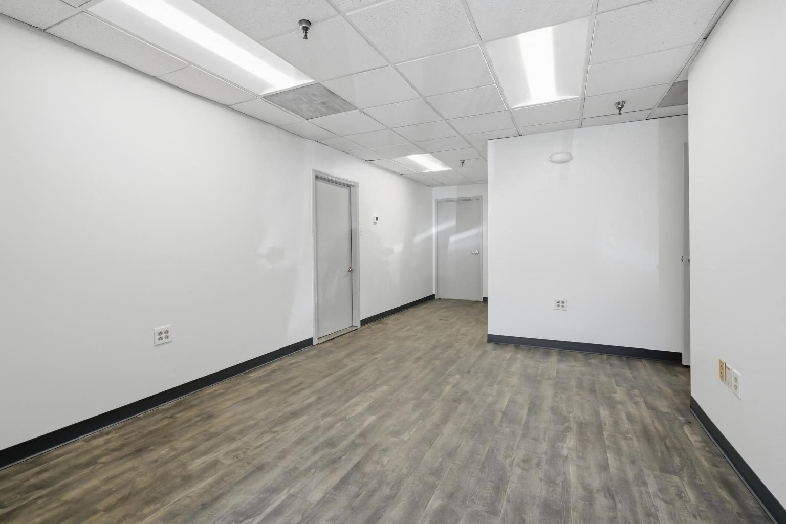 2,500 SF Industrial Space in Lorton, VA Photo
