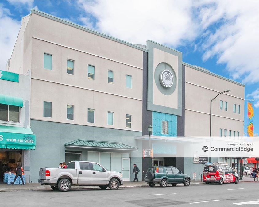 818 ster Street, Oakland, CA 94607