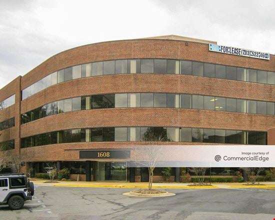 1600 & 1608 Spring Hill Road