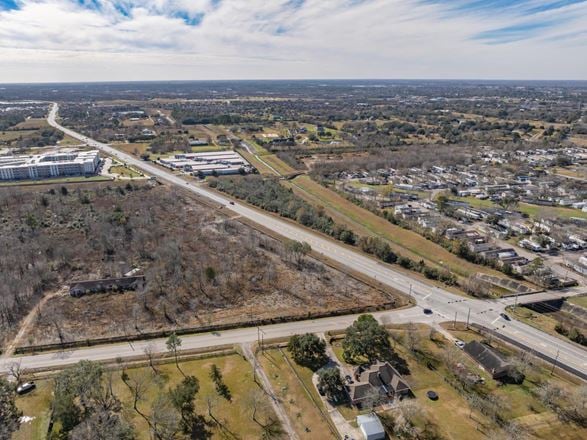 1.93 AC @ Egret Bay Boulevard & Webster Street, League City, Texas 77573