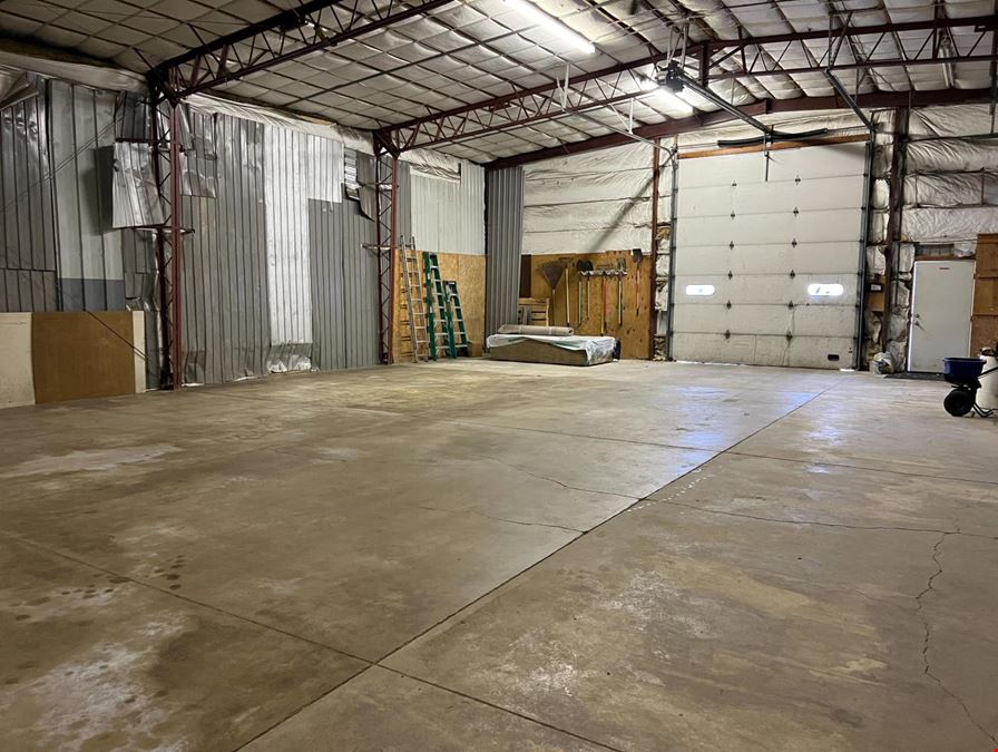 2410 N Broadway Ave - Prime Warehouse For Lease