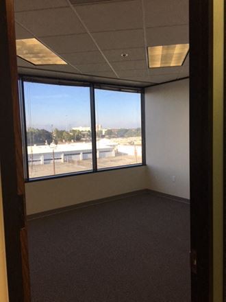 Workstyle Flexible Spaces - 6671 Southwest Freeway