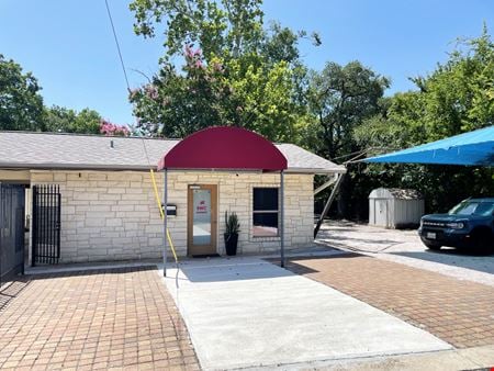 Photo of commercial space at 605 N Bell Blvd in Cedar Park