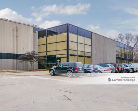 Industrial space for Rent at 13900 Chalco Valley Pkwy in Omaha