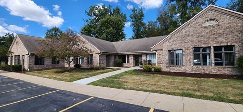 2378 Woodlake Dr
