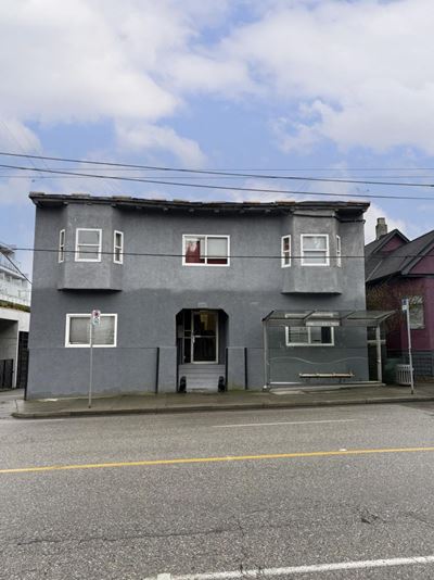 2532 Fraser Street
