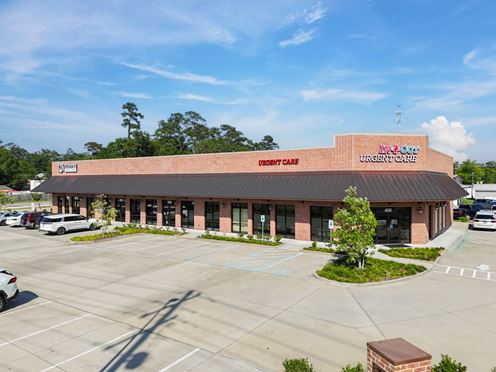 Highly-Visible Retail Suites at Hwy 59 Signaled Intersection