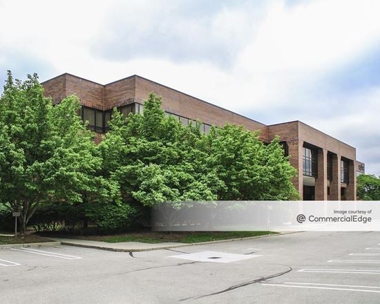 Oak Hollow Gateway - 24800 Denso Drive