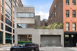 11 Hubert St
