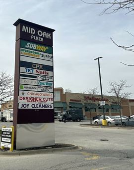 Mid Oak Plaza