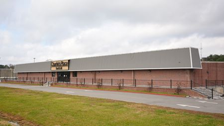 Retail space for Sale at 8624 Interstate 30 in Little Rock