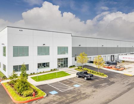 Industrial space for Rent at 4251 NE 185th Dr in Portland