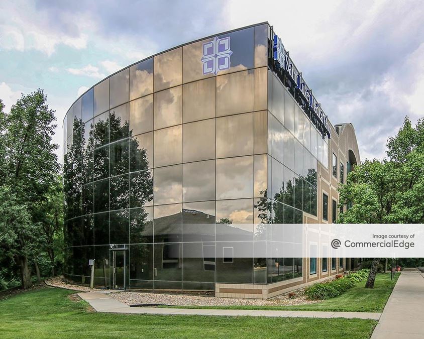 4801 Cliff Drive, Independence, MO 64055