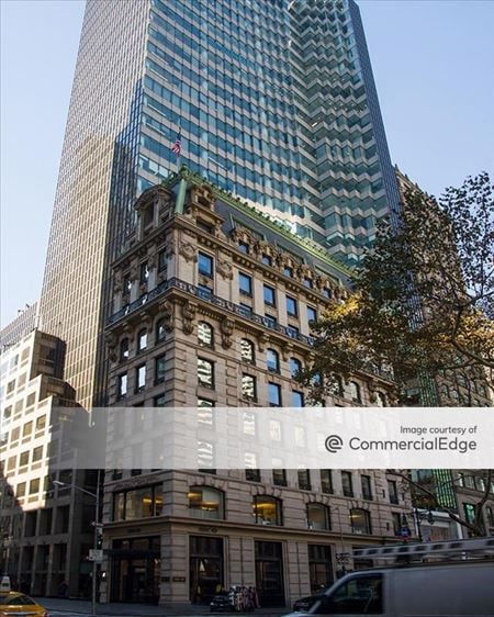 Photo of commercial space at 452 5th Avenue in New York