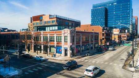 Commercial space for Rent at 800 W Washington Blvd in Chicago