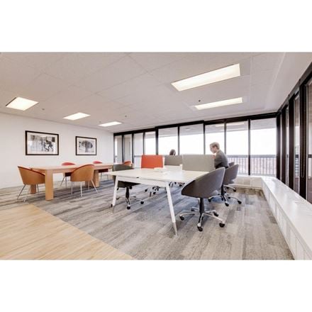 Regus - Mcdougall