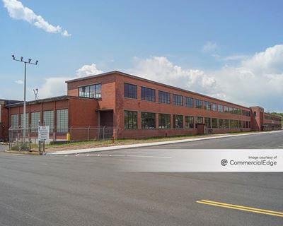 75 Aircraft Rd