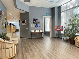 300 E University Ave, Ste 100