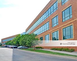 Pondview Plaza