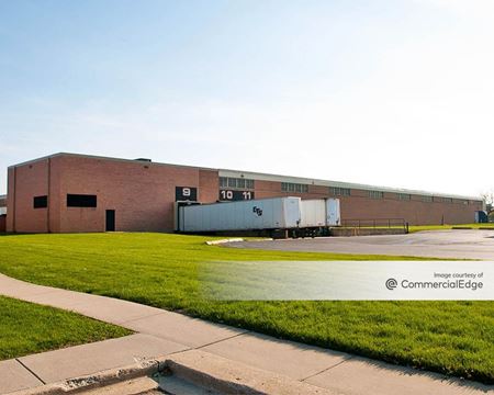 Industrial space for Rent at 1600 East Touhy Avenue in Des Plaines