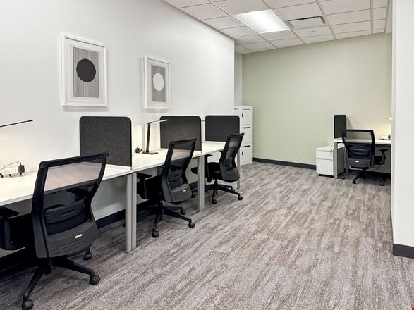 Regus - Hollywood - 1895 Tyler Street