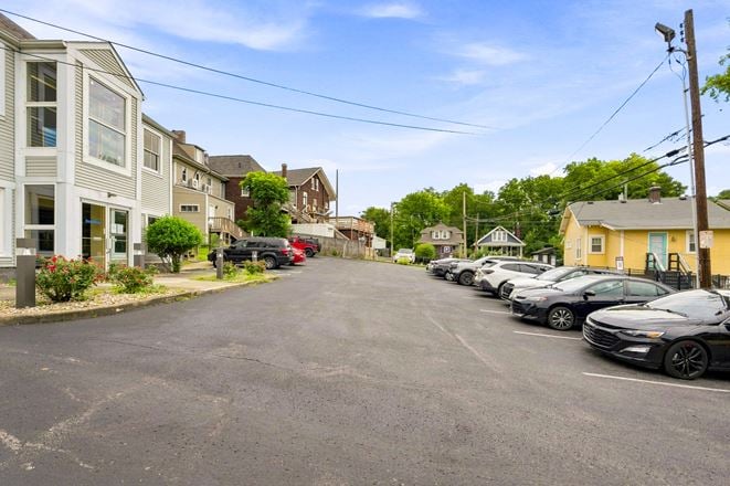 1813 + 1815 Bardstown Rd -  Fully Occupied Investment Opportunity