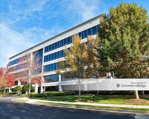 Windward Plaza - Building 100