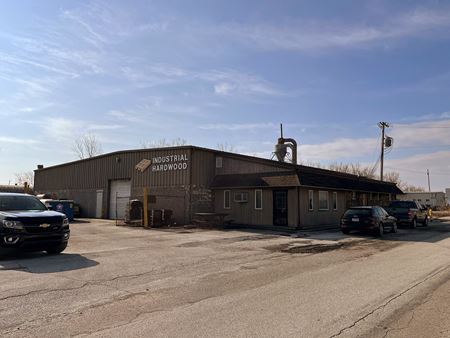 Commercial space for Sale at 521 F Street in Perrysburg