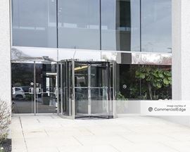 Freedom Business Center