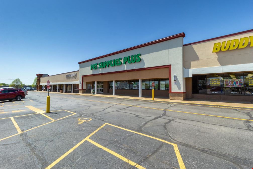 902 E Kimberly Rd, 51
