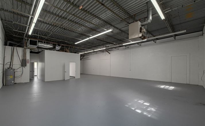 North Graham Business Center - Flexible, Functional, and Fully Renovated