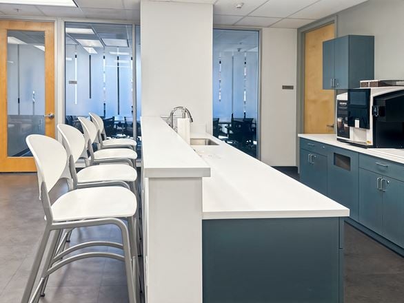 Regus - San Rafael - 4th Street