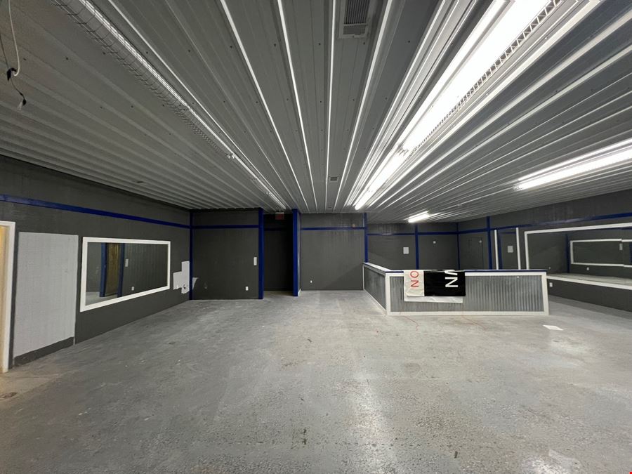 Office/Retail Space on Denny Avenue