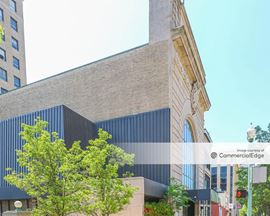 126 Central Plaza North