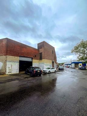 88-19 76th Avenue | 13,000 SF Warehouse for Sale with High Ceilings Delivered Vacant