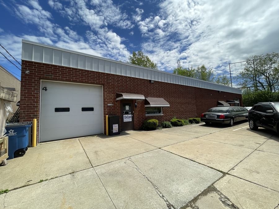 Industrial Building--Multi-Tenant Income Producing Property