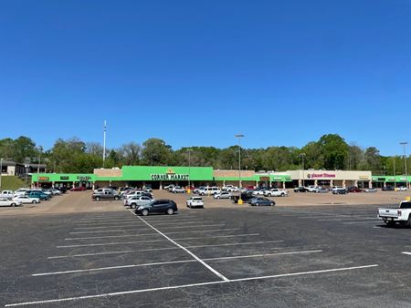 Retail space for Rent at 3046 Indiana Avenue in Vicksburg